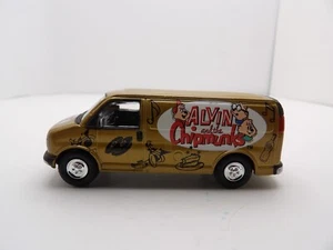 ALVIN AND THE CHIPMUNKS GMC VAN 2000 JOHNNY LIGHTNING TRUE GRIT 1:64 - Picture 1 of 5