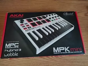 AKAI Professional MPK Mini 25 Key USB MIDI Keyboard Special Edition controller - Picture 1 of 11