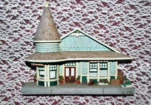 Brian Baker Collection - All Aboard Train Station - Building 11700 Wall Hanger - Picture 1 of 4