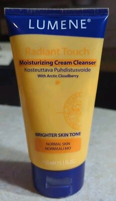 CREMA HIDRATANTE LUMENE Radiant Touch limpiador tono de piel más brillante 5,1 oz Foto 1 de 3