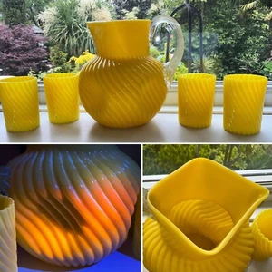 👀 RARE 8” FRANZ WELTZ CADMIUM YELLOW DIMPLE SQUARE LIP VASE LEMONADE JUG C1900 - Picture 1 of 24