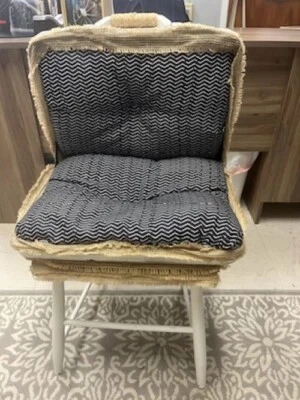 Silla antigua rústica personalizada única blanca negra con arpillera Foto 1 de 4