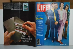 REVUE LIFE ATLANTIC CONFESSIONS OF THE BEATLES 14 OCTOBRE 1968 - Picture 1 of 2