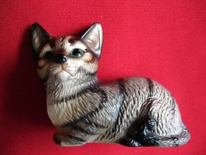 Katze -Elegantes Kätzchen Royal Presente Realistisches - HKJ-Figur - 4,5 x 6 x 3 - Bild 1 von 7
