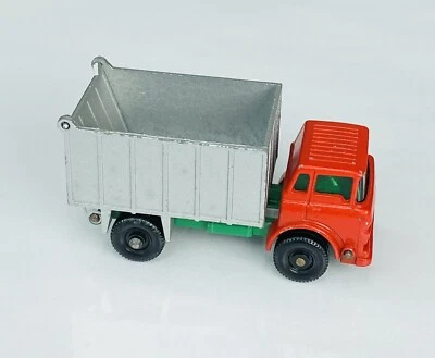 Matchbox Series No 26 G.M.C. Tipper Truck Made In England By Lesney - Image 1 of 4