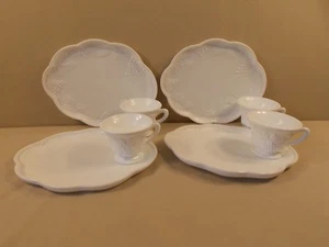 Colony "Harvest Milk Glass" 4 Snack Plates and 4 Cups - Picture 1 of 7
