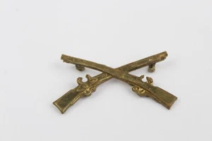 Vintage WWII US Army  Uniform Pin Clutch Back Crossed Rifles Infantry Officer - Picture 1 of 6
