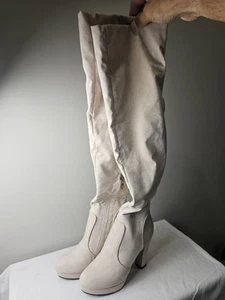 Cream Faux Suede Side Zip Over The Knee Boots Women's Size 7.5 New Unbranded - Picture 1 of 11