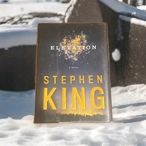 Elevation by Stephen King 2018 First Edition Scribner Hardcover - Bild 1 von 4