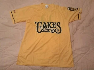 Camiseta deportiva New Orleans Baby Cakes 2019 - Zephyrs Promo 2 botones amarilla adulto XL - Imagen 1 de 8