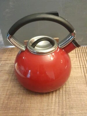 Teca Copco Cherry 2,5 cuartos teca esmalte rojo sobre acero muy buen estado. Foto 1 de 4