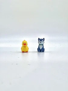 Mythic Legions Figura Obscura Weihnachtsmann Stofftier Wolf und Gummiente - Bild 1 von 4