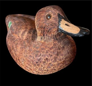 VINTAGE HAND CARVED FEMALE MALLARD DUCK DECOY CARVED & SIGNED BY E. JOHN SCHMAUS - Picture 1 of 5