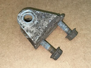 Corvette rear sway bar link bracket 84,85,86,87,88,89,90,91,92,93,94,95,96 - Foto 1 di 2