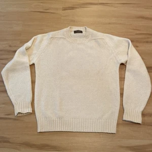 VINTAGE Thane Men’s Size Medium Ivory 100% Shetland Wool Crew Neck Sweater EUC - Picture 1 of 7