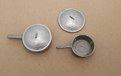Vintage Cast Aluminum Frying Pan 2 Lids Miniature Salesman Sample or Toys - Image 1 of 4