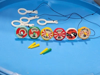 VINTAGE IDEAL BATTLING TOPS GAME BE A CHAMPION IN THE BOUT OF CENTURY! - Image 1 of 4