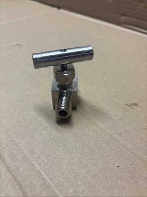 Swagelok SS-20KM4-F4-SH Needle Valve - Image 1 of 3