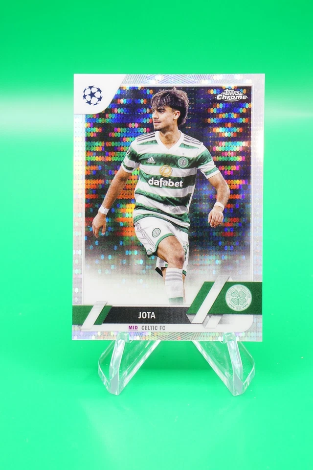 2023 Topps Chrome Base Pulsar Refractor #17 Jota Celtic FC CDW - Image 1 of 2
