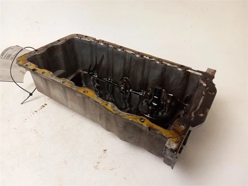 OIL PAN FOR 1999 VOLKSWAGEN BEETLE GL - Image 1 of 4