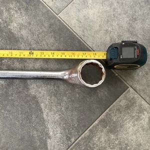 Britoool 1BS-7/8W to 1 1/8BS-1W Offset Ring Spanner- Made In Britool, England - Picture 1 of 3