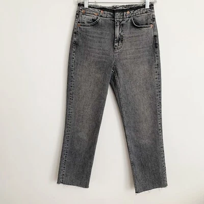 New TOPSHOP Size 26 High Rise Raw Waist Cropped Straight Jeans - Image 1 of 4