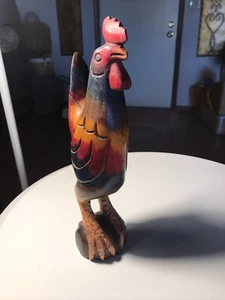 Estatuilla de gallo de madera tallada manchada arte popular de colección pollo granja campo - Imagen 1 de 7