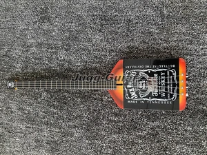 Bajo eléctrico de 4 cuerdas Michael Anthony Van Helen Bottle herrajes negros - Imagen 1 de 7