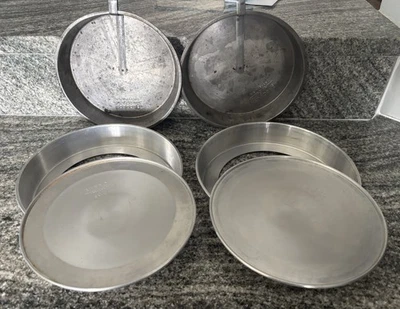 Menge 4- (2) Vintage Ekcoloy 8" Easy Release Schieber Kuchen & (2) Spiegel 9x1,5 - Bild 1 von 4