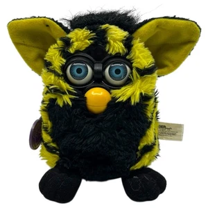 Furby 70-800 Bumble Bee Yellow Black Stripes Blue Eyes For Parts Repair Vintage - Picture 1 of 6