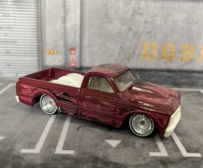 Chevy C10 67 personalizado rosa púrpura Hot Wheels buen año - pilotos reales Foto 1 de 4