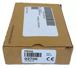 Banner Engineering S18UUAQ-02700 10-30VDC Photoelectric Sensor - Picture 1 of 3