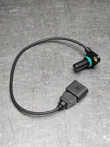 01M TRANSMISSION OUTPUT SPEED SENSOR VOLKSWAGEN FOR GOLF CITY GTI JETTA & BEETLE - Picture 1 of 3