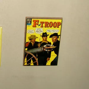 Cubierta de cómic Dell F-Troop imán para refrigerador (1999) 2,5 pulgadas x 3,75 pulgadas - Imagen 1 de 4