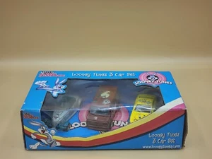 2002 ERTL Racing Champions Looney Tunes 3 Car Set 1/64 Scale MIB Sealed! - Picture 1 of 3