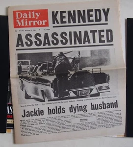 KENNEDY ASSASSINATED / JFK CASEBOOK / INCLUDES COMPLETE FACSIMILE NEWSPAPER - Picture 1 of 11