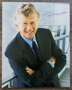 Ted Koppel Signed Nightline 8x10 Photo Broadcast Journalist Peabody Award RAD - Picture 1 of 1