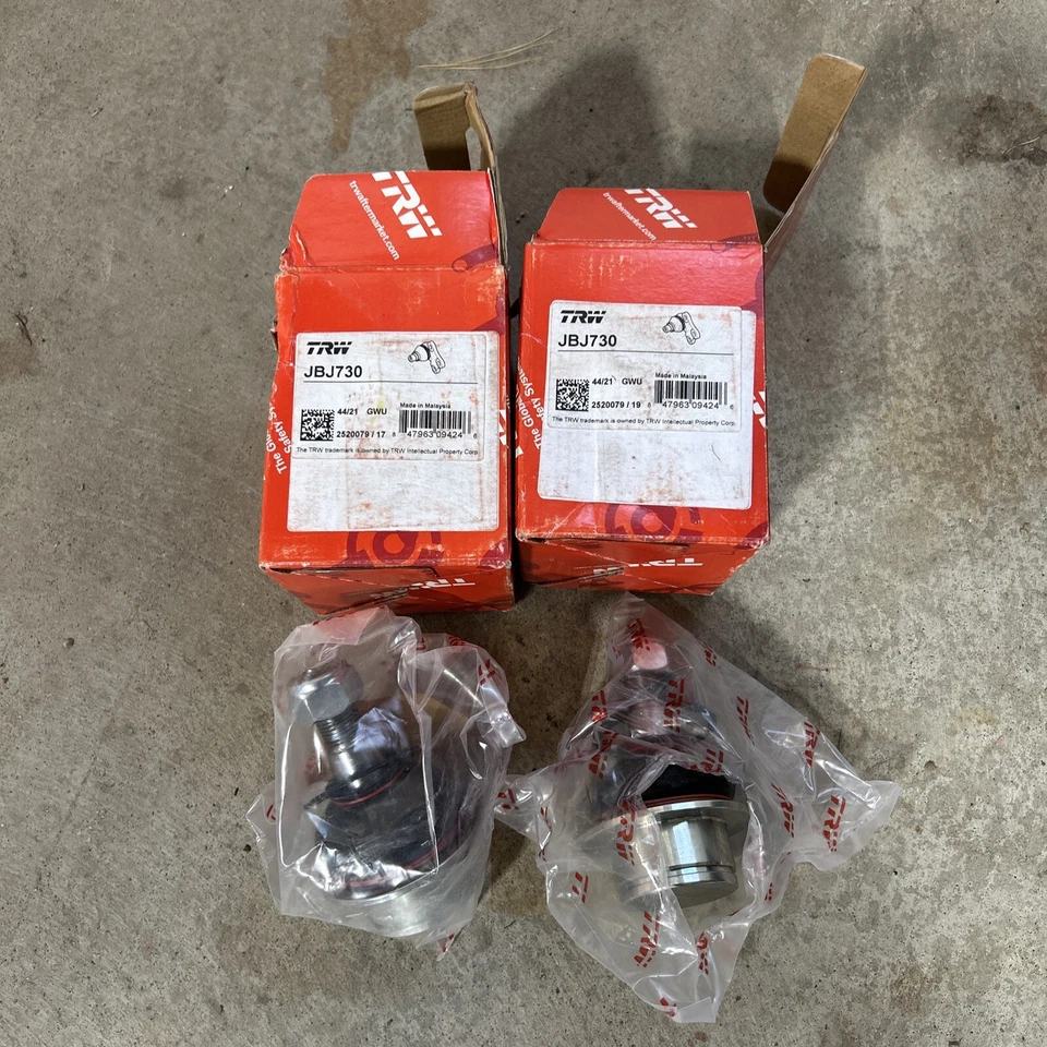 Junta de rótula de suspensión TRW JBJ730 para Ford Transit Connect 10-13 Foto 1 de 1