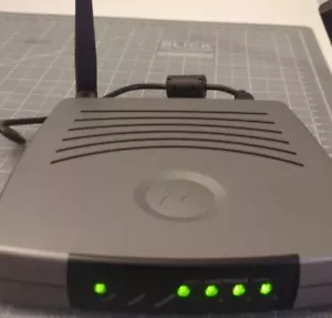 Motorola WR850G 802.11g Wireless Broadband Router Lightly Used - Picture 1 of 2