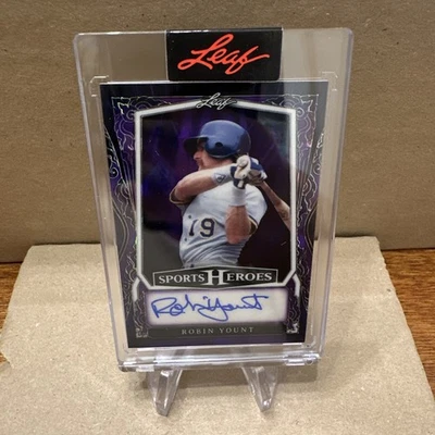 Leaf Metal Sports Heroes 2025 automático/15 - Robin Yount Foto 1 de 3