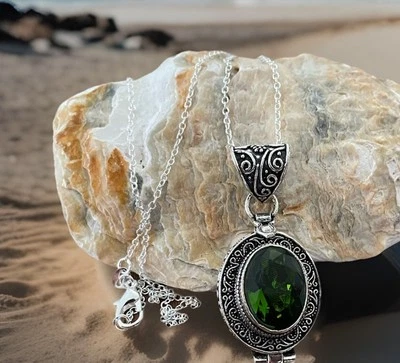 Vintage Style Peridot Locket Pendant Necklace- 925 Silver Plated- New - Image 1 of 4