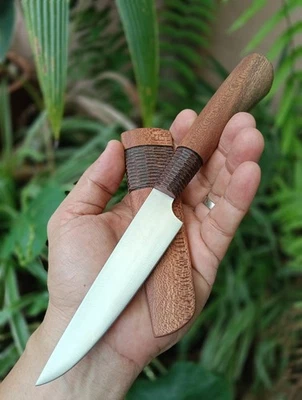 Handmade Survival Hunting Camping knife 4.5” Saw steel forged, Teakwood pod - Image 1 of 4
