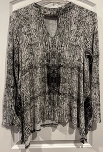 Jennifer Lopez Top Damen Größe XL Schlangenleder Print Langarm Schlüssellochausschnitt Tunika - Bild 1 von 9