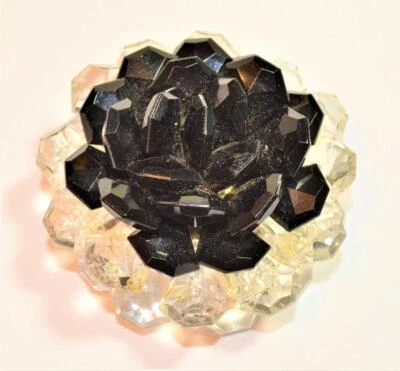 Broche prendedor vintage años 50 plateado negro claro lucita/acrílico en capas forma de FLOR Foto 1 de 2