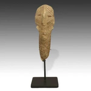 ANCIEN MARQUEUR FUNÉRAIRE FIGURATIF EN PIERRE BURA NIGER W. AFRIQUE 11ÈME - 15ÈME S. - Photo 1/4