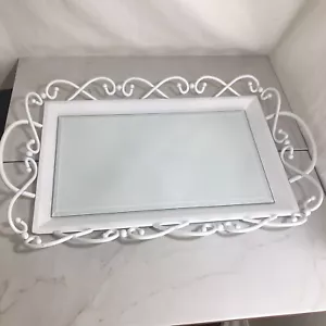 Vassoio da portata vintage in metallo verniciato bianco smussato vetro rimovibile tavolino - Foto 1 di 9