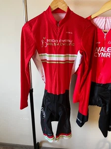 Tuta da ciclismo gallese Galles Cymru Beicio Cymru Speedsuit Primal taglia M - Foto 1 di 12