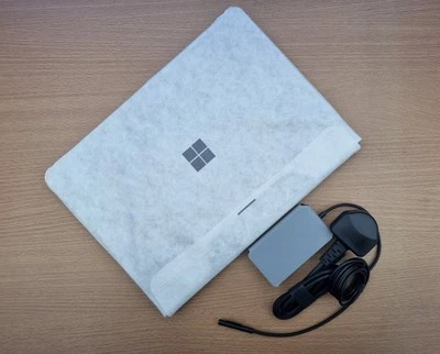 Microsoft Surface  Laptop 7 For Buisness 2025 intel Ultra 5 236V 13.8"/16/256GB - Image 1 of 4