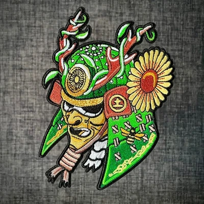 Japanese Warrior High Quality Fully Embroidered Patch Badge Motif Iron-On - Image 1 of 2