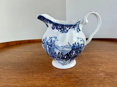 Johnson Brothers COACHING SCENES Creamer ~  BLUE & WHITE England 12 ounces - Image 1 of 4